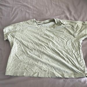 Green lululemon crop top